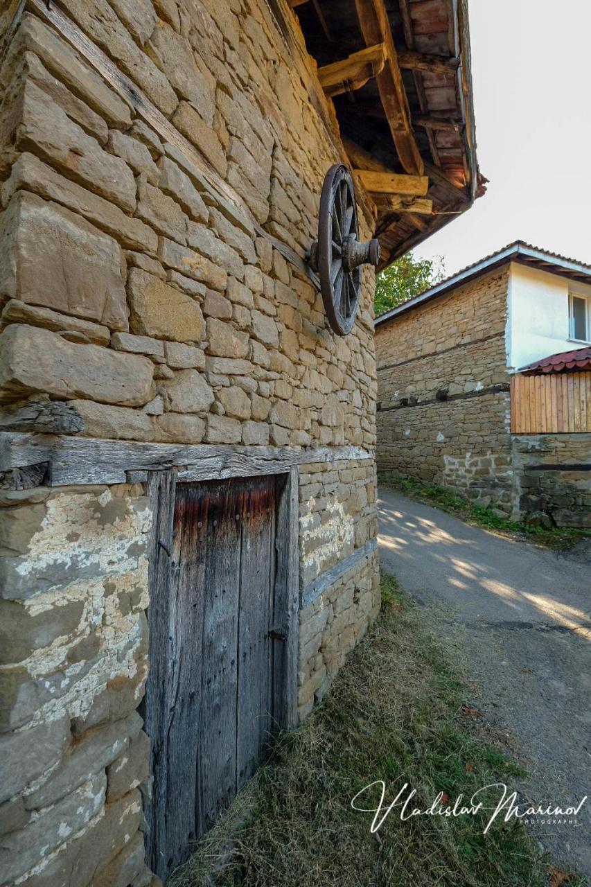 Bachvarovi Villas Tryavna Exterior photo